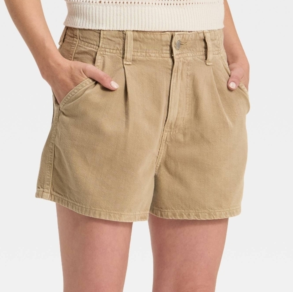 NWT Universal Thread Khaki High-Rise Pleated Cotton Shorts Size 16